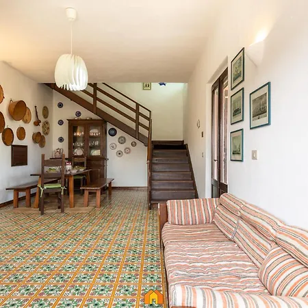 Le Sirene On The Villa Fort Village